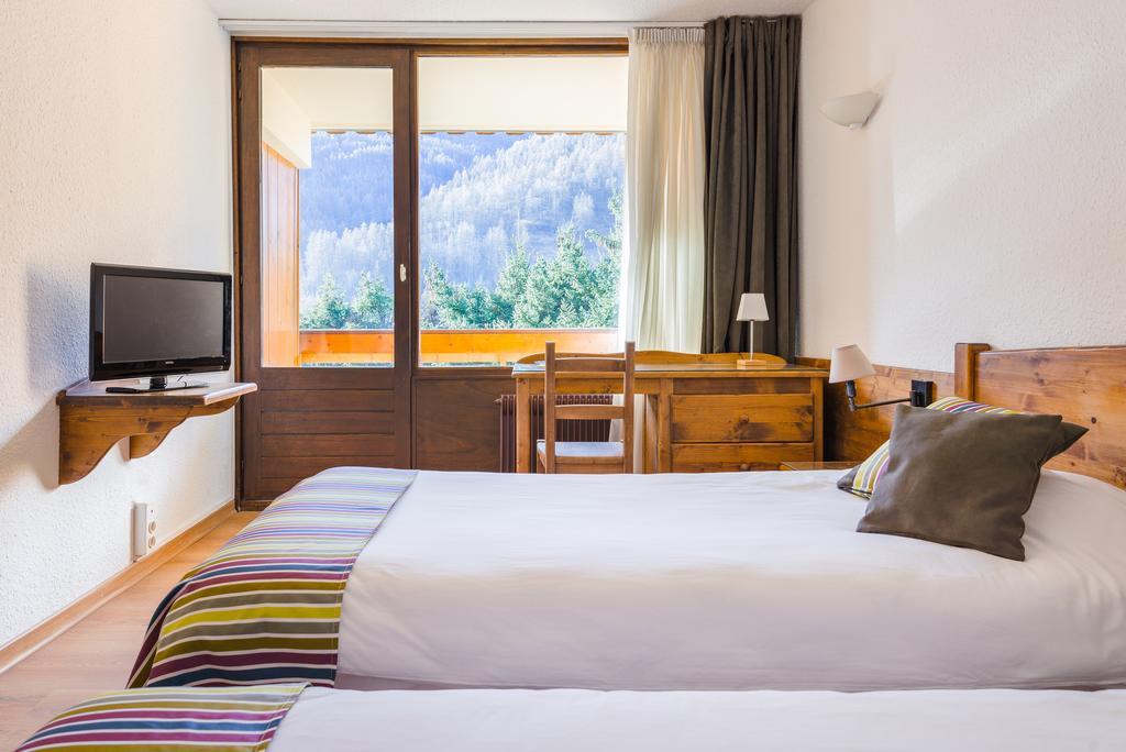 Hotel Plein Sud Serre Chevalier Ngoại thất bức ảnh